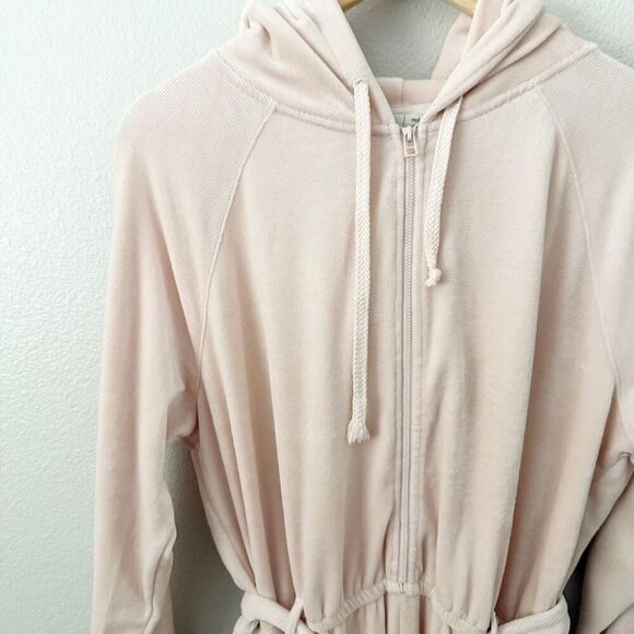 SATURDAY SUNDAY x ANTHROPOLOGIE | Pink Cozy Velvet Hooded Jumpsuit | Medium - Picture 3 of 11
